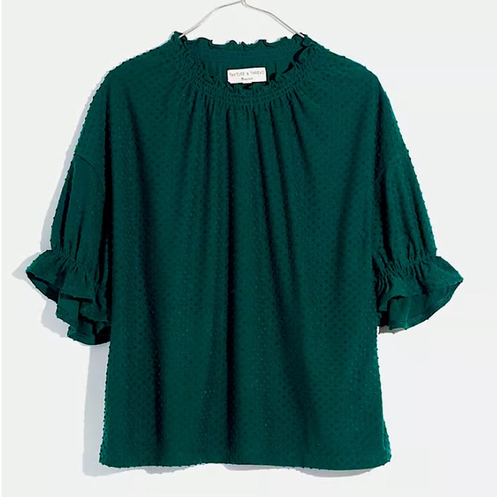Madewell Texture & Thread Clip Dot Ruffle
Top